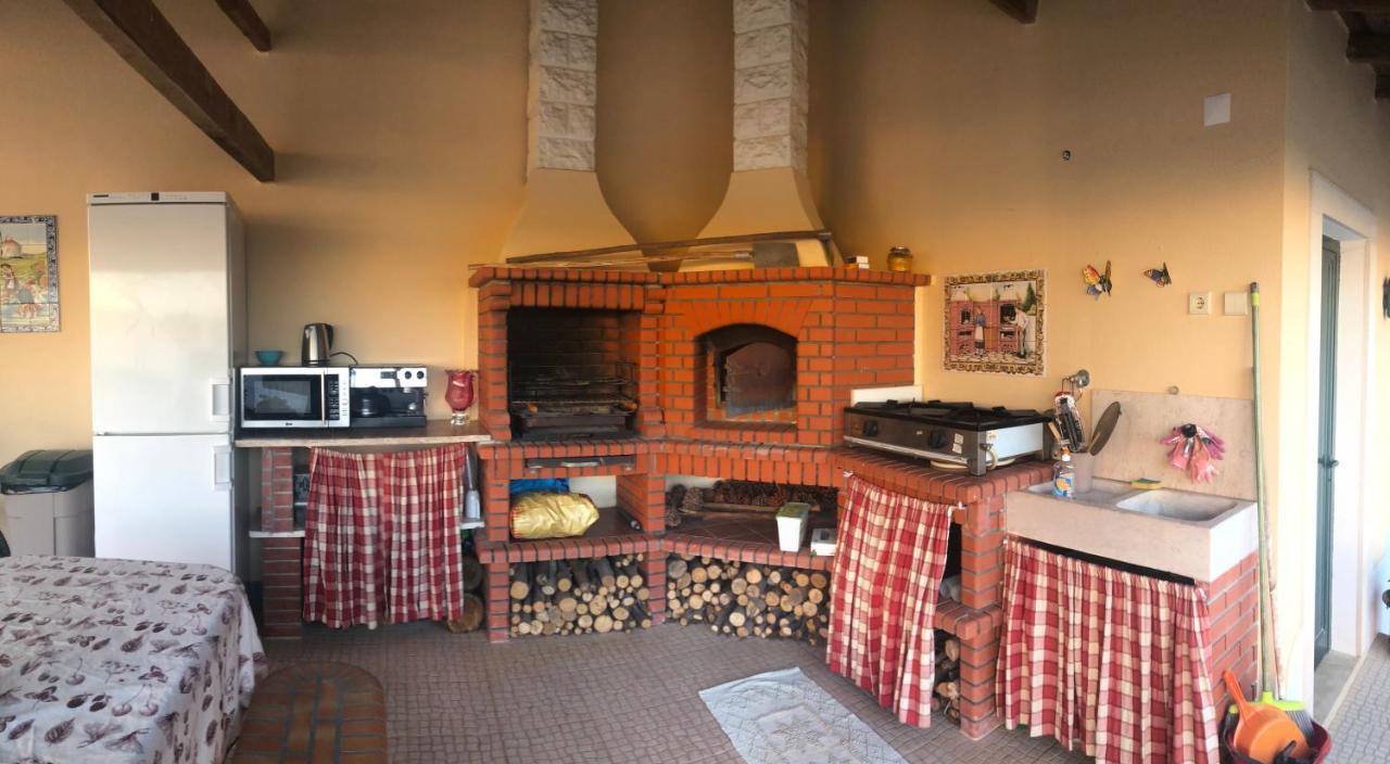 Terra Luso Proche De Montejunto Bed & Breakfast Cadaval ภายนอก รูปภาพ